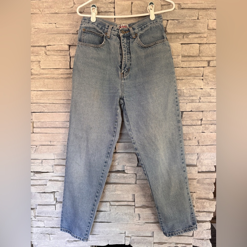 The Perfect Vintage 90s High Rise Mom Jeans by Bill Blass